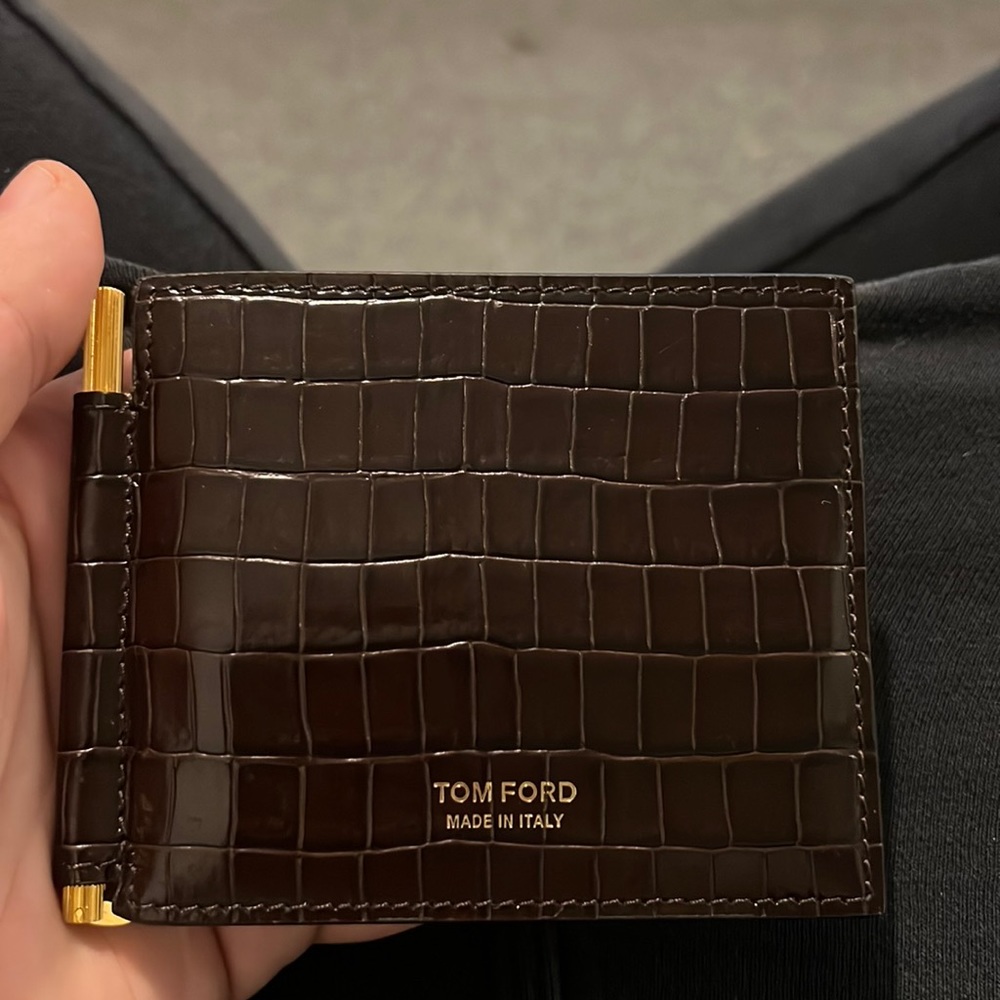 Tom Ford Men’s T Line Chocolate Wallet with Money Clip.